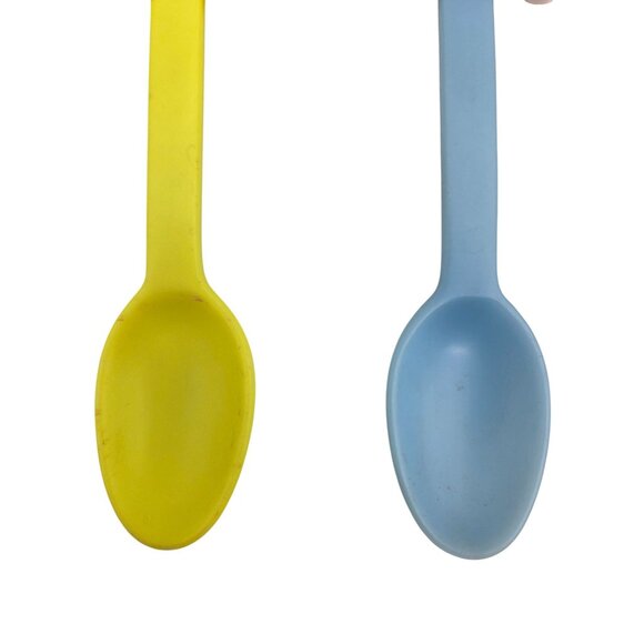 Dairy Queen Dennis the Menis Plastic Spoons Vintage 1996 Yellow & Blue - Picture 4 of 6